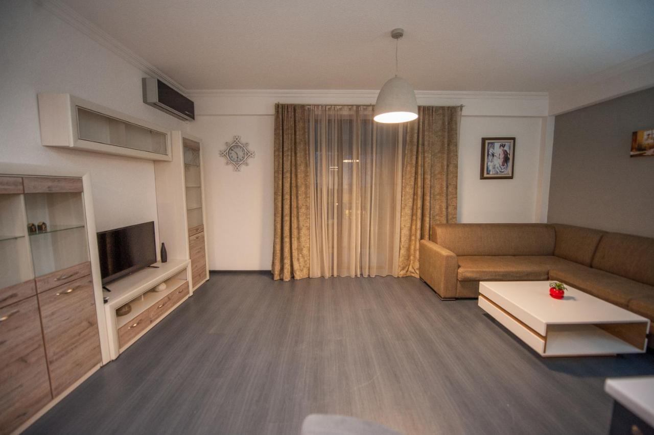 Easy Hotel T'Bilisi ティビリシ エクステリア 写真