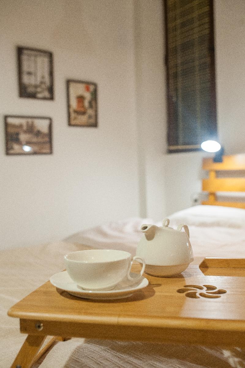Easy Hotel T'Bilisi ティビリシ エクステリア 写真